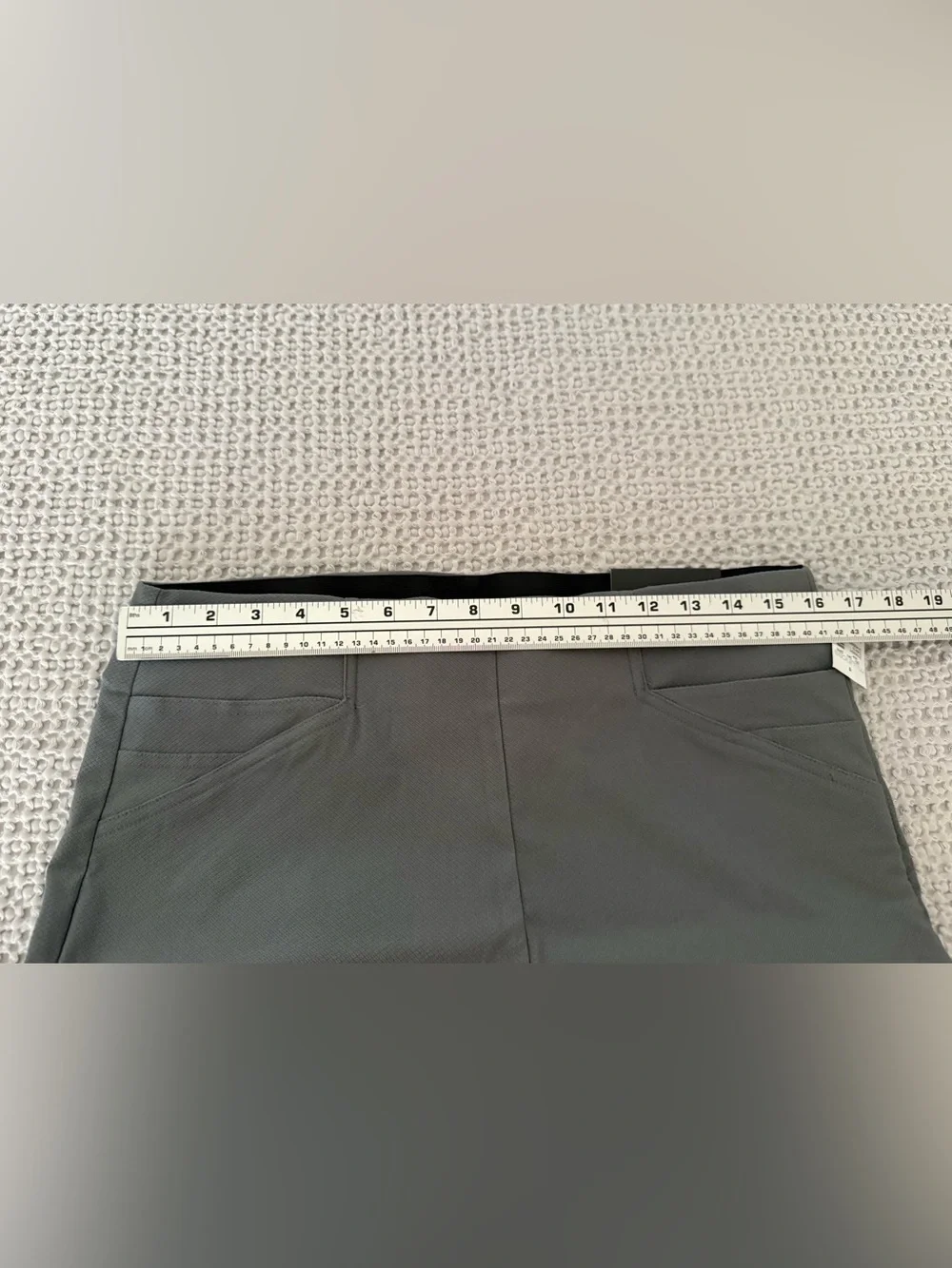 Maurices women’s pants high rise crop Bengaline gray size L